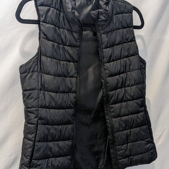 Puffer Vest - Picture 5 of 5